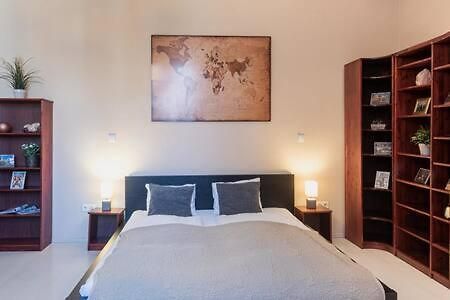 Charming Flat In The Center Apartamento Budapeste Exterior foto